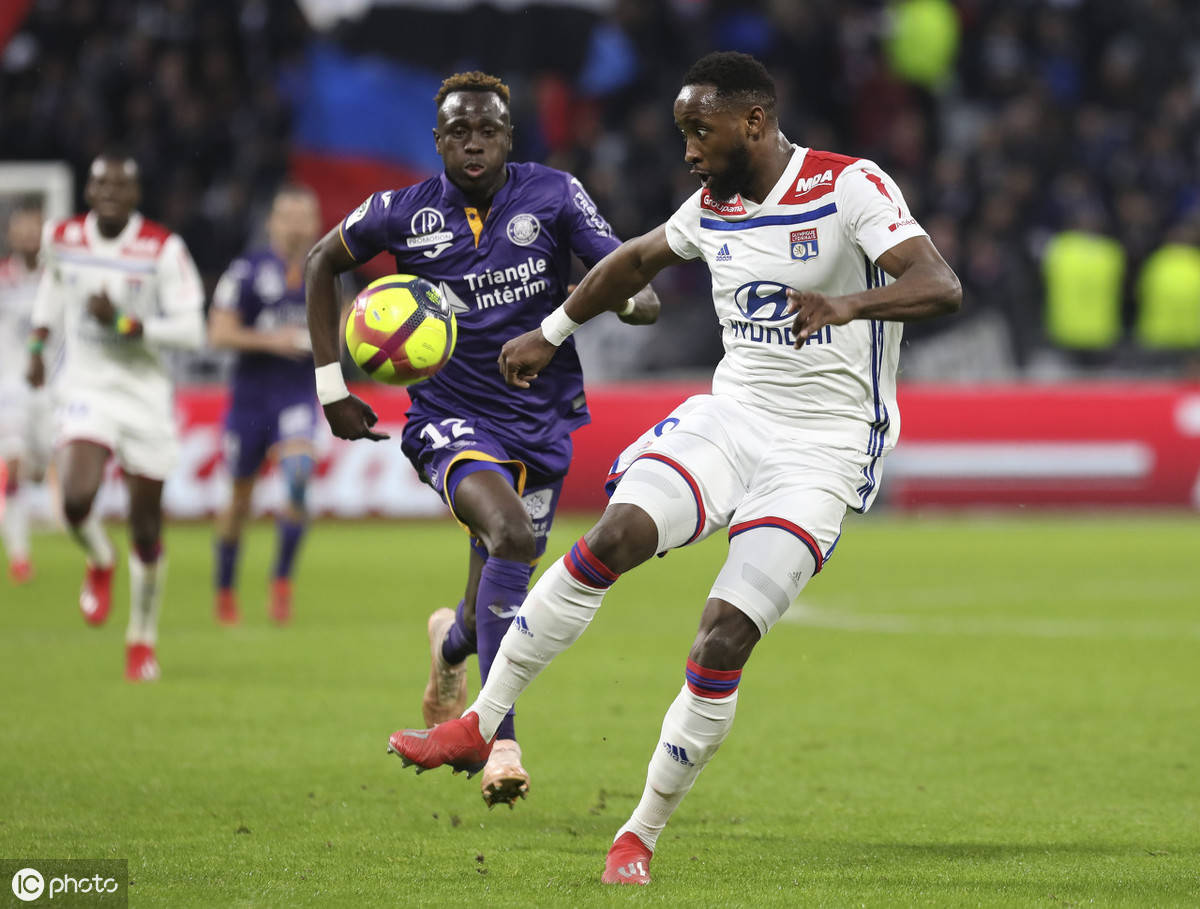 乐鱼体育-今晚法甲焦点战，夏洛特黄蜂绝杀压哨，话题不断，纪律约束更严格-乐鱼体育