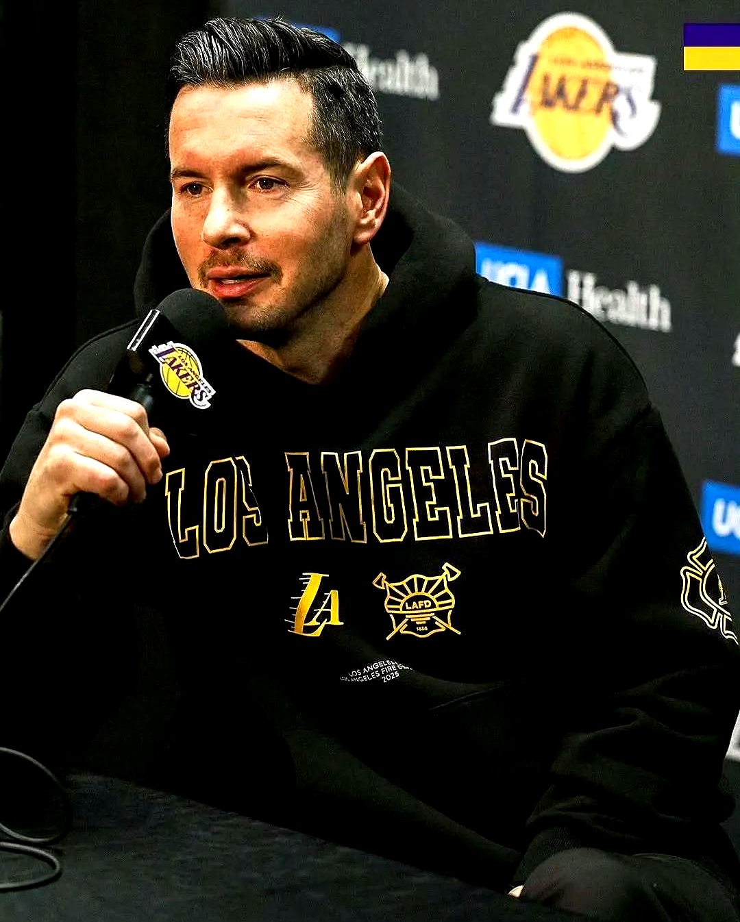 乐鱼-洛杉矶湖人今夜主帅复盘，志在NBA常规赛名次提升，悬念犹存，临场指挥获称赞的简单介绍-乐鱼