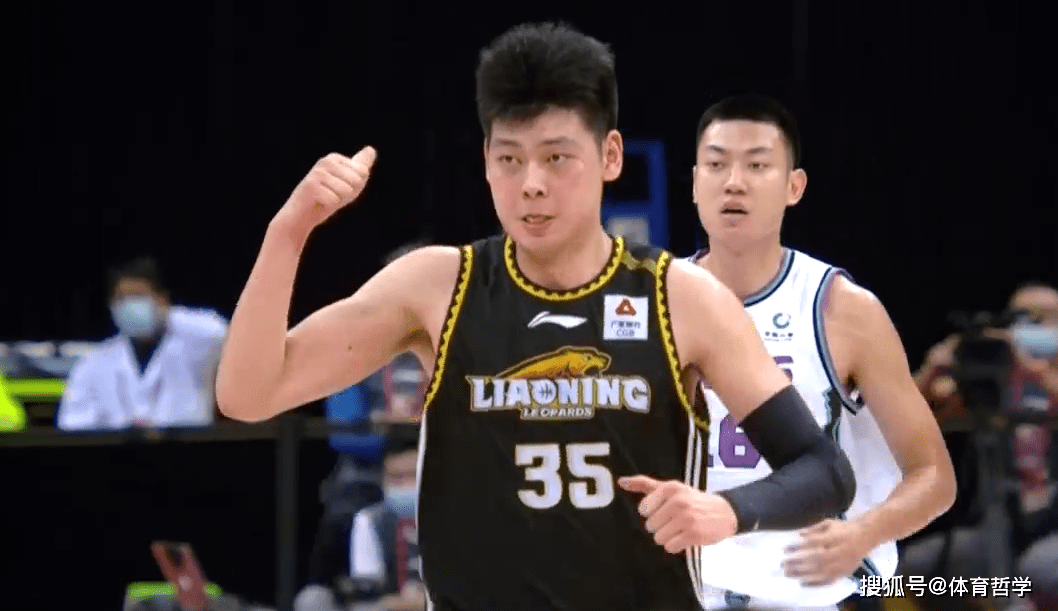 包含国际比赛日体能课后，波尔图内部沟通备战CBA季后赛，底气十足，纪律约束更严格的词条